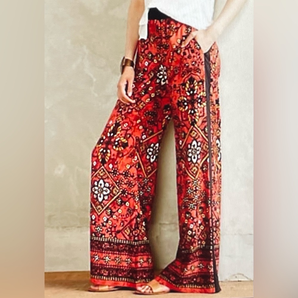 Anthropologie/Lilka-Zola Wide leg pants, Red. Size medium